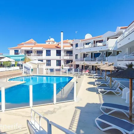 Diamantes - Relaxing Tenerife Getaway - Heated Pool - Cristianos Apartment