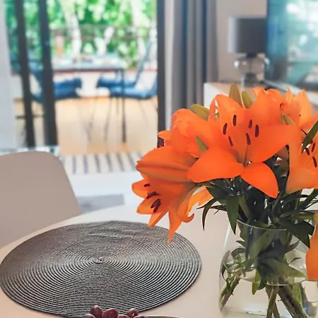 Diamantes - Relaxing Tenerife Getaway - Heated Pool - Cristianos Apartment *