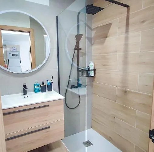 Апартаменты Diamantes - Relaxing Tenerife Getaway - Heated Pool - Cristianos Лос Кристианос