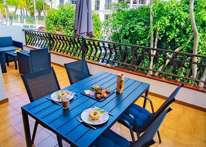 Апартаменты Diamantes - Relaxing Tenerife Getaway - Heated Pool - Cristianos